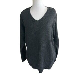 CP Shades V-neck Knit Sweater‎ Sz M NWT (MSRP $68)